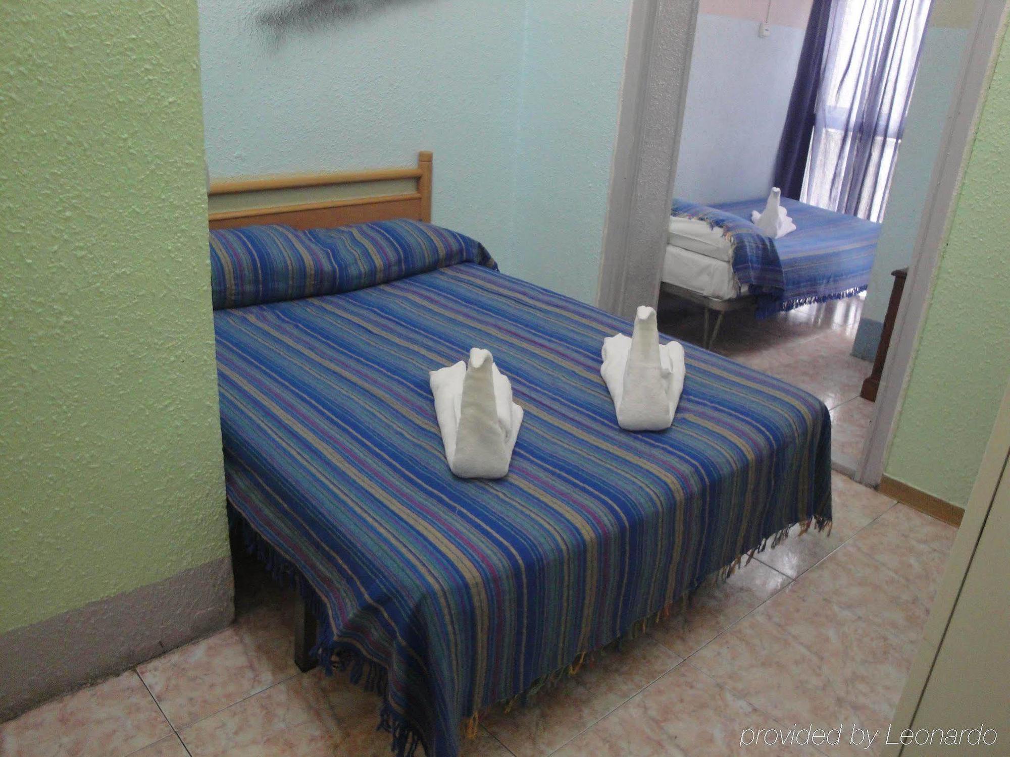 Hostal Eden Barcelona Zewnętrze zdjęcie