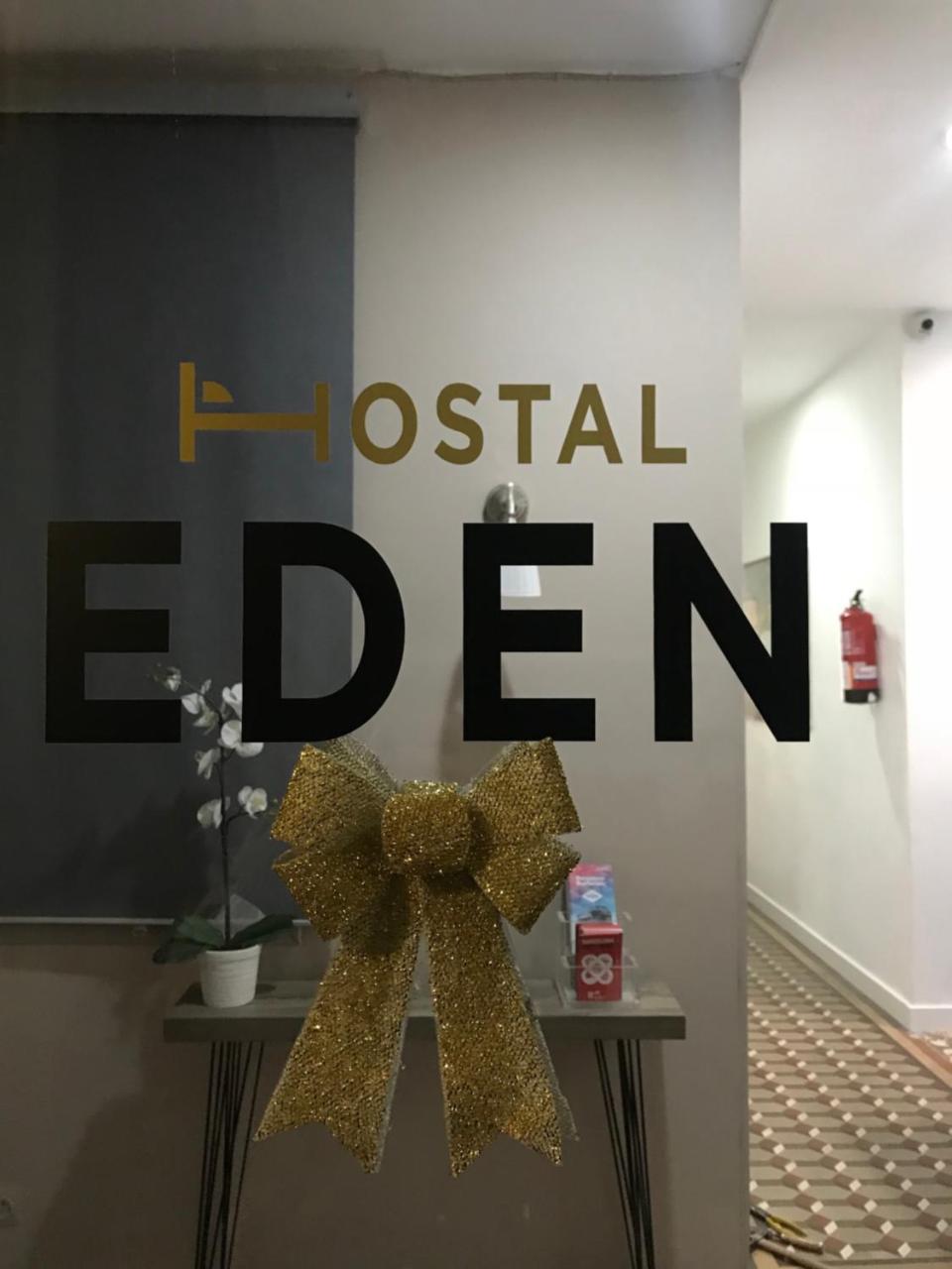 Hostal Eden Barcelona Zewnętrze zdjęcie